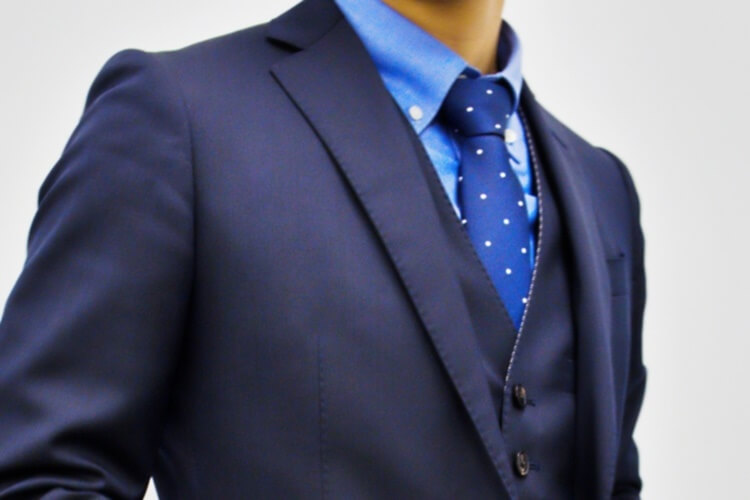 婚活写真におすすめのネクタイの色は？柄は？詳しく解説します5